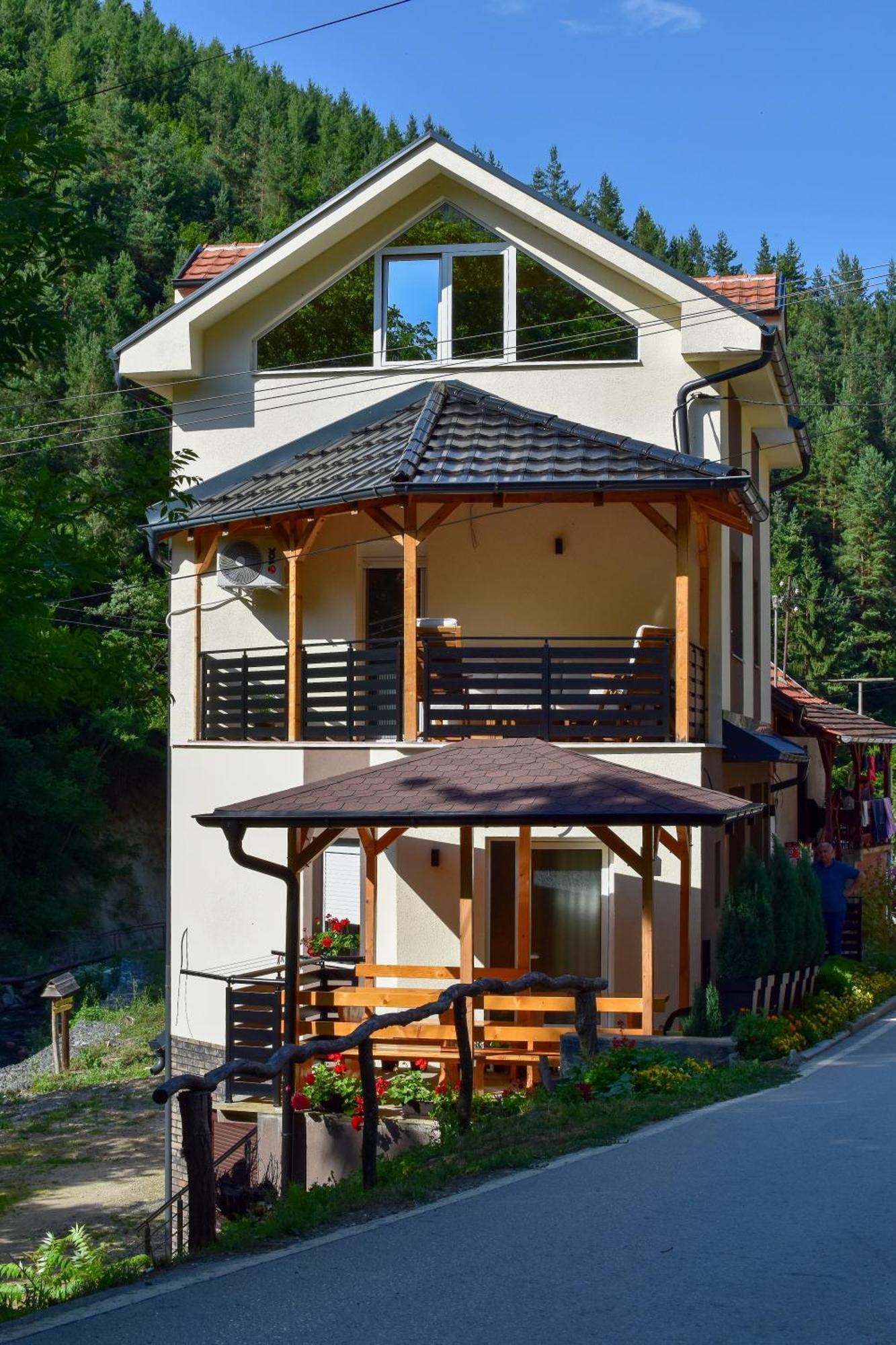 Stiv Apartmani Lukovo Dış mekan fotoğraf